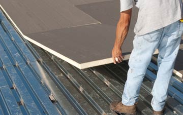 benefits of insulating North Common flat roofing